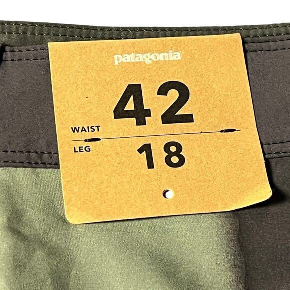 NWT Patagonia Mens Hydropeak Boardshorts 18" Camo Hemlock Green Size 42 Slim Fit - Picture 5 of 8